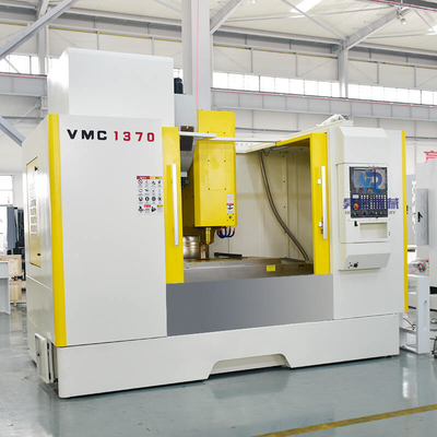 Vmc1370 αυτόματη κατακόρυφος VMC CNC κέντρο μηχανών άλεσης 4 κατασκευή άξονα