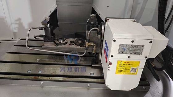 CNC χάλυβα κάθετη CNC κεντρικών VMC850 μετάλλων κατεργασίας μηχανή άλεσης